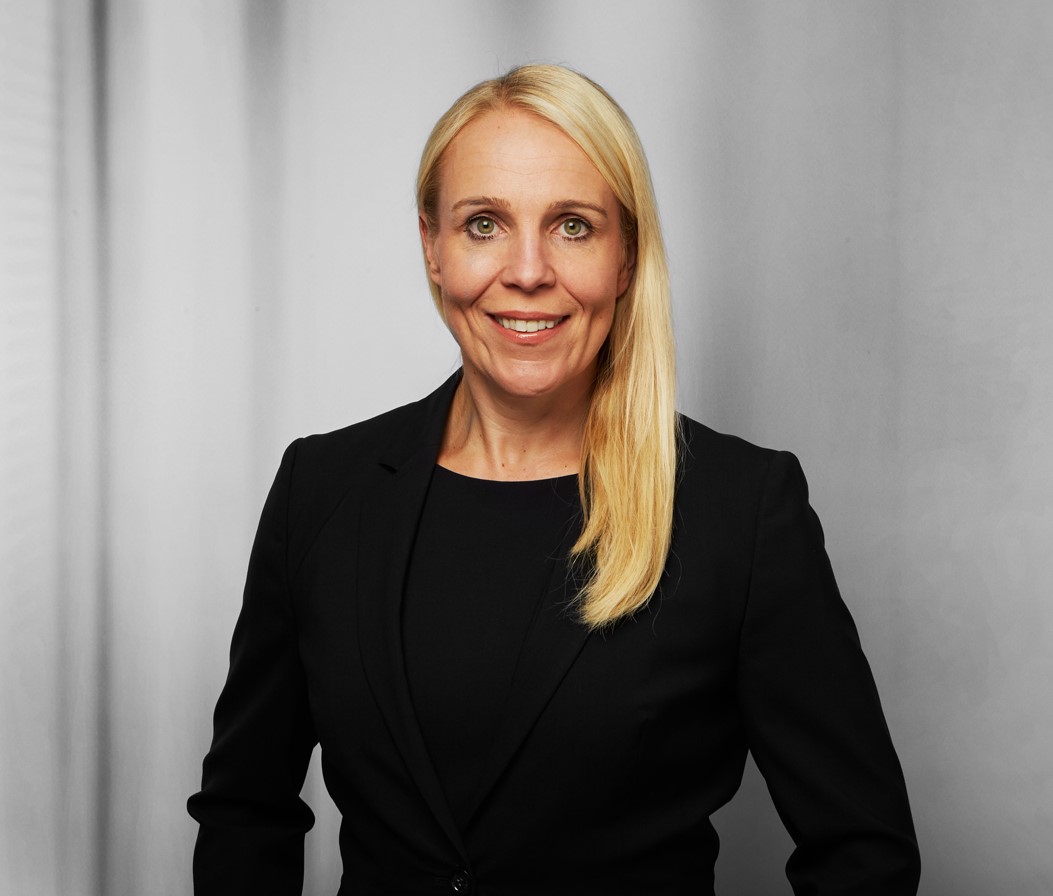 Frau Katrin Mormann